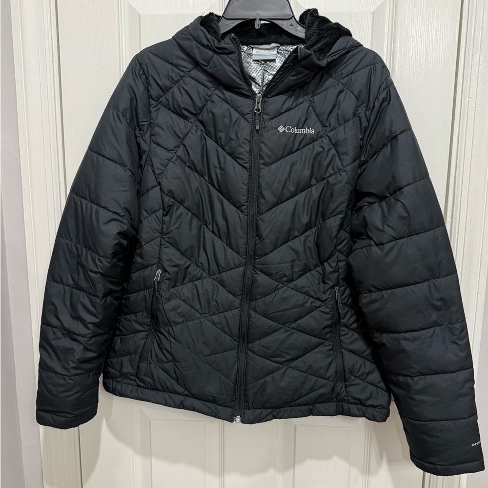 Columbia Women's Black Quilted Puffer Jacket